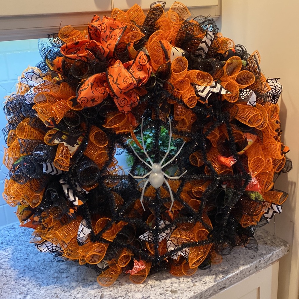 - Halloween Decor mesh Door wreath Handmade spooky spider XL unique